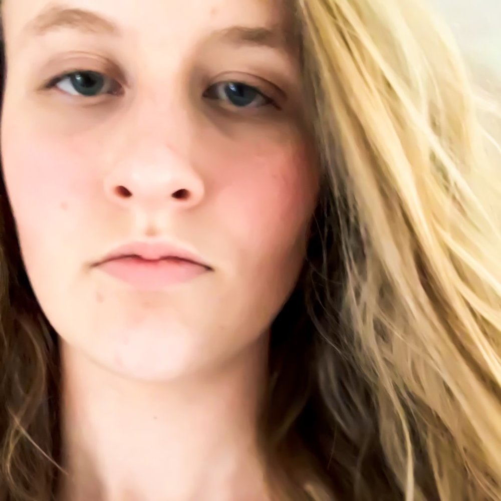 Meet your Posher, Ivy